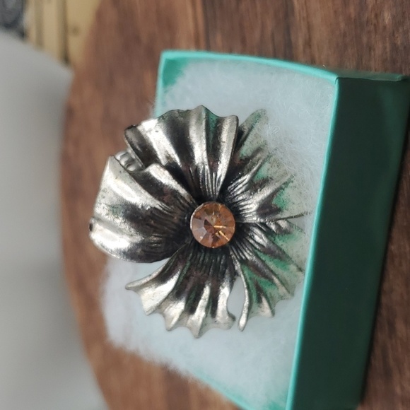 Victorian gates flower ring stretch R270 - Picture 1 of 4